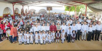 Arranca ciclo escolar 2025-2026 en Tamaulipas con entrega de útiles, uniformes y libros de texto