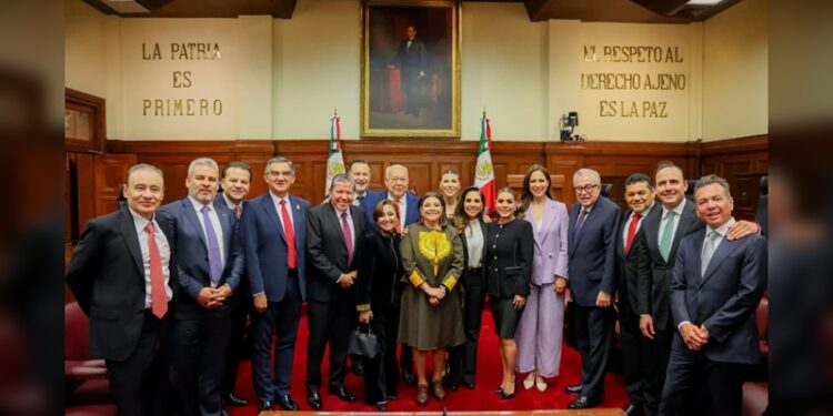 Asiste gobernador a la toma de posesión del nuevo Poder Judicial federal