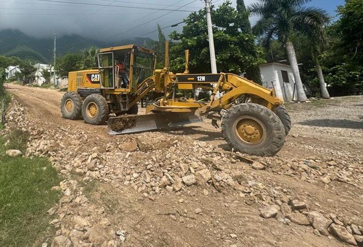 Atiende Municipio calles y avenidas afectadas por lluvias
