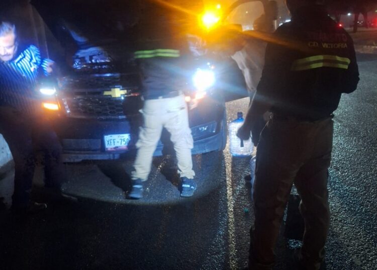 Auxilia Tránsito de Victoria a conductores