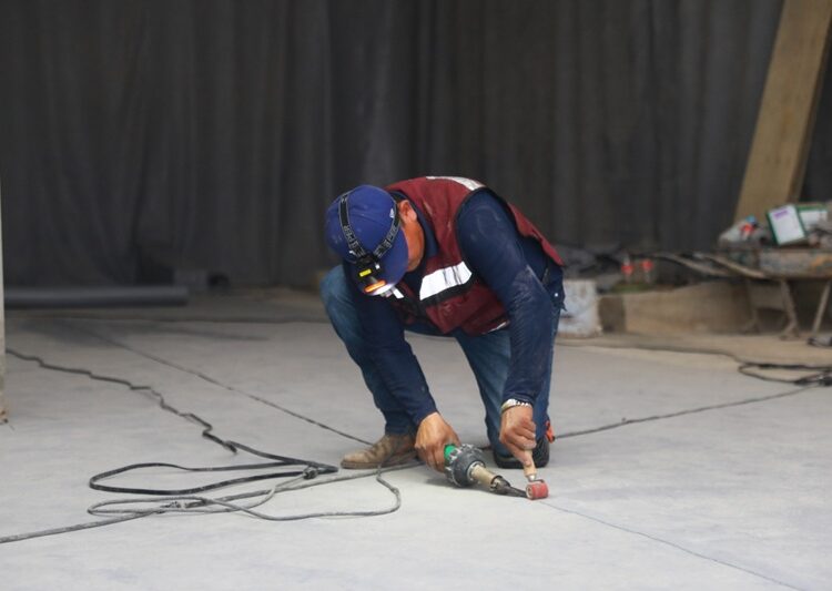 Carmen Lilia rehabilita cisterna y tanque de agua en el poniente de NLD