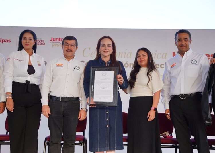 Carmen Lilia y Rector de la UAT fortalecen infraestructura educativa