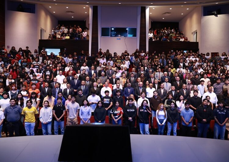 Celebra la UAT encuentro académico por el 75 aniversario de su fundación
