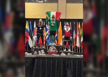 César Vallejo se corona Campeón Mundial de Halterofilia en Las Vegas