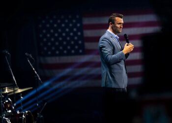 Falleció Charlie Kirk, activista de derecha, a los 31 años