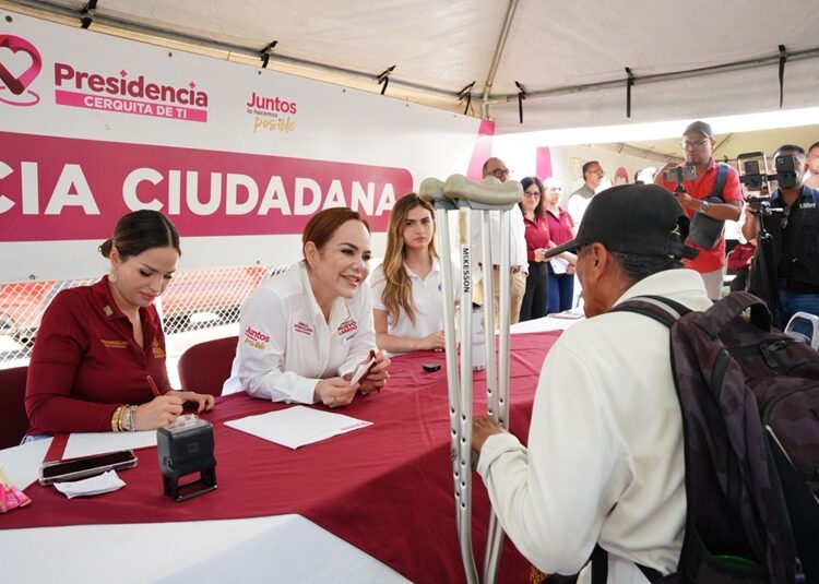 Ciudadanía recibe atención Carmen Lilia con “Presidencia Cerquita de Ti” en Los Encinos