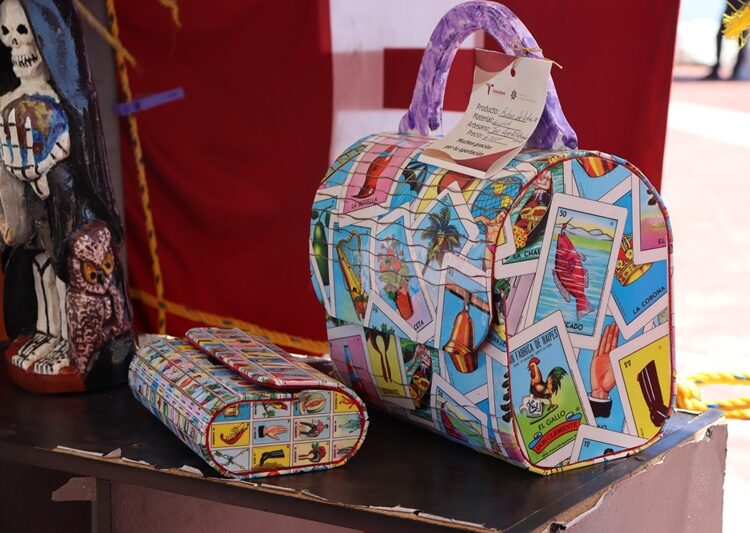 Concluye con éxito exposición y venta de artesanías ‘OVNI-CEDES’