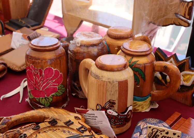 Concluye con éxito exposición y venta de artesanías ‘OVNI-CEDES’