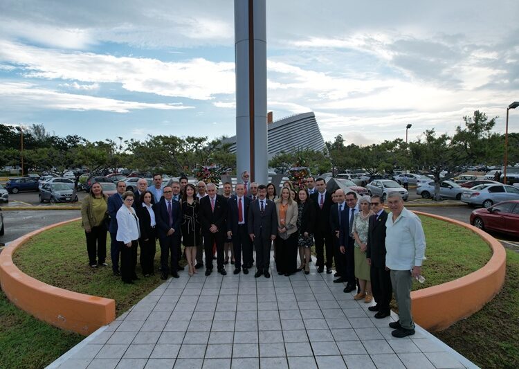 Conmemora la UAT 75 años de historia, transformación y compromiso social