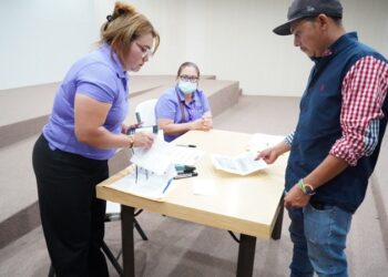 Convocan en NLD a estudiantes con discapacidad a solicitar beca educativa