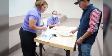 Convocan en NLD a estudiantes con discapacidad a solicitar beca educativa