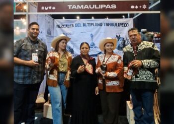 Destaca mezcal de Tamaulipas en el Encuentro Nacional de Mezcal Puebla 2025