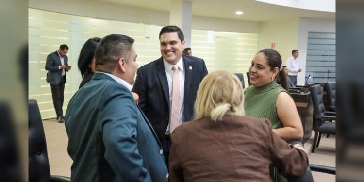 Diputados de Tamaulipas “arman” comisión especial por el caso corrupción en Salud