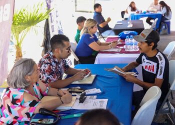 “Empleo en tu Colonia” acerca más de 400 vacantes a familias del poniente de NLD