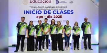 Encabeza Carmen Lilia el arranque del Ciclo Escolar del TEC de NLD