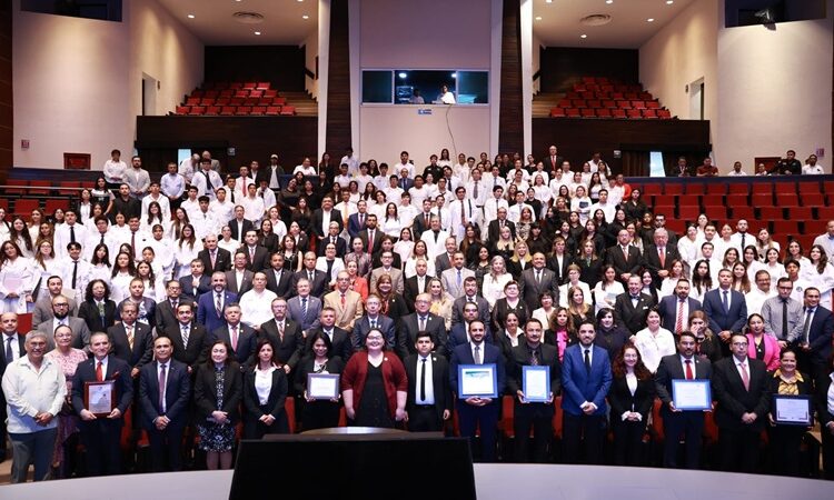 Entregan a la UAT nuevas certificaciones por su calidad educativa