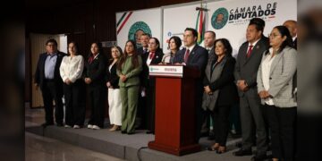 Exhiben nexos entre los Carmona y cabeza de vaca en el Congreso de la Unión