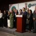 Exhiben nexos entre los Carmona y cabeza de vaca en el Congreso de la Unión