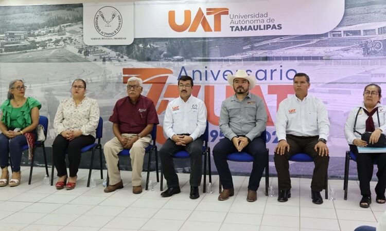 Extiende la UAT a más municipios sus servicios educativos en línea