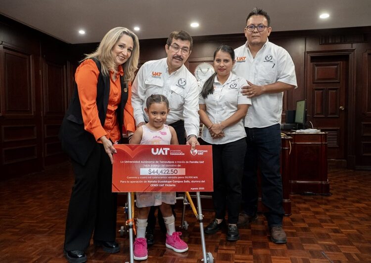 Familia UAT entrega donativo en apoyo a la salud de la pequeña Natalia