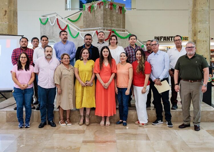 Finaliza ciclo de conferencias con lectura de Enrique Jonguitud y presentación de Jair Bajonero