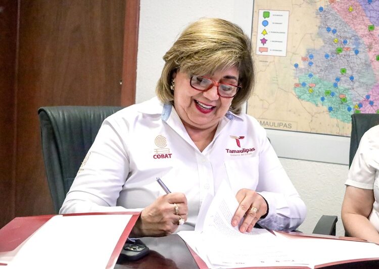 Firman INJUVE y COBAT convenio de colaboración de servicio social y prácticas profesionales