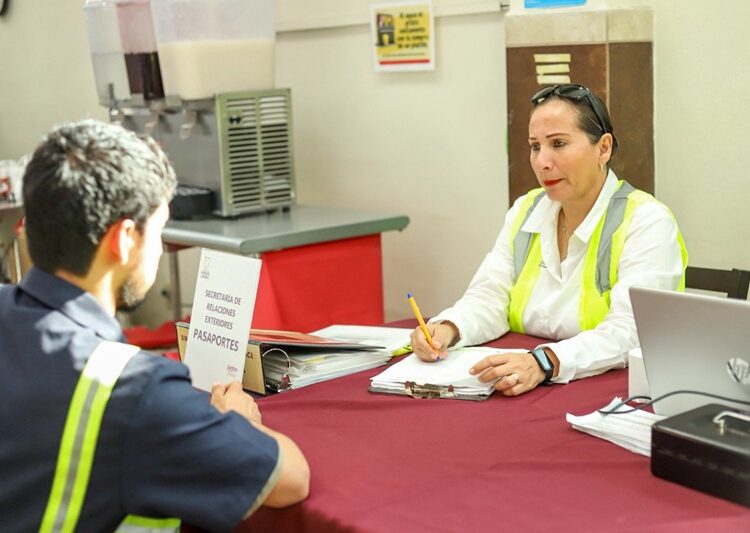 Gobierno de NLD acerca servicios a más de 270 trabajadores de la empresa Chromalox