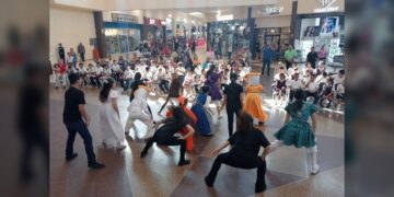 Gobierno promueve la lectura con cuentacuentos, teatro y libros gratis