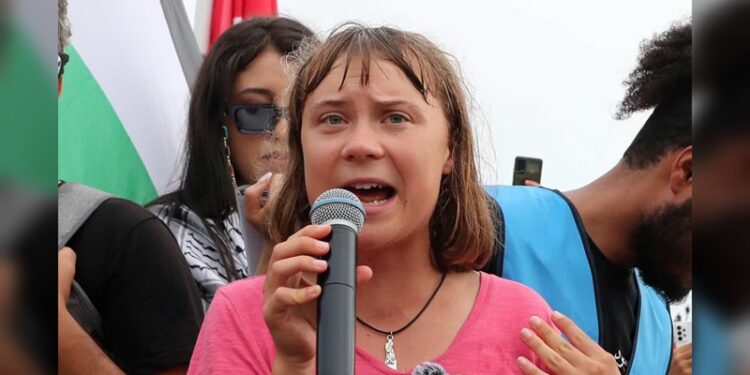 Greta Thunberg sobrevive a ataque con dron mientras viajaba hacia Gaza