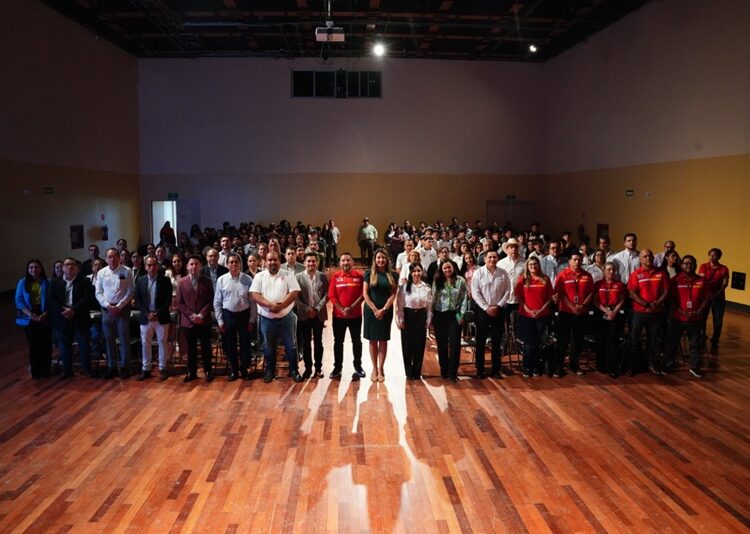 Impulsan crecimiento de Pymes con la “Feria de Proveedores OXXO NLD”