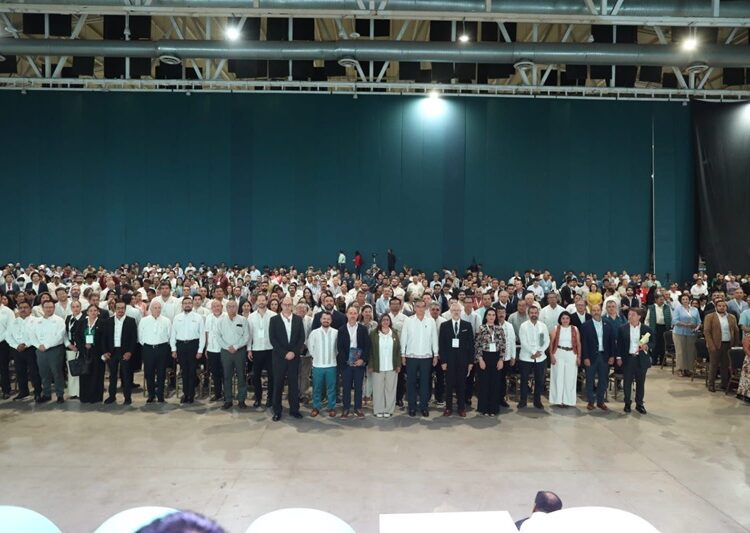 Inaugura Américo la 5ª edición del ‘México Carbon Forum’ en Tampico