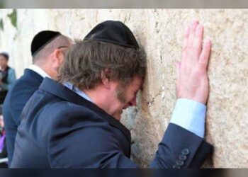 Milei ahora sí tiene motivos para llorar en el ‘Muro de los Lamentos’