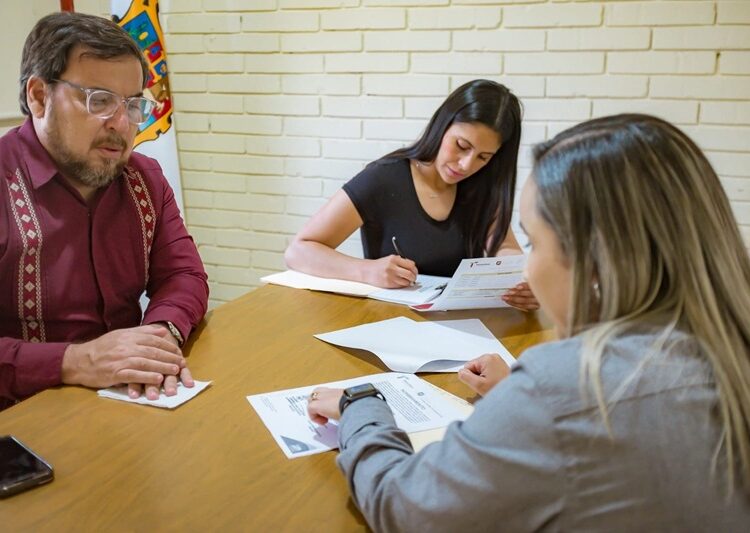 Lleva SET “Audiencia con tu Secretario” al municipio de Mier