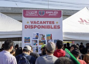 NLD Llevan vacantes a familias de la colonia La Fe con el programa “Empleo en tu Colonia”