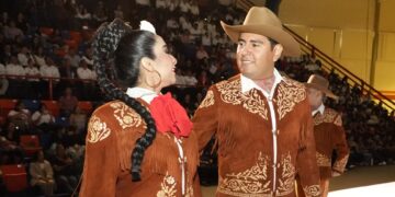 Presenta la UAT con éxito el ‘Festival de Folklor Universitario 2025’