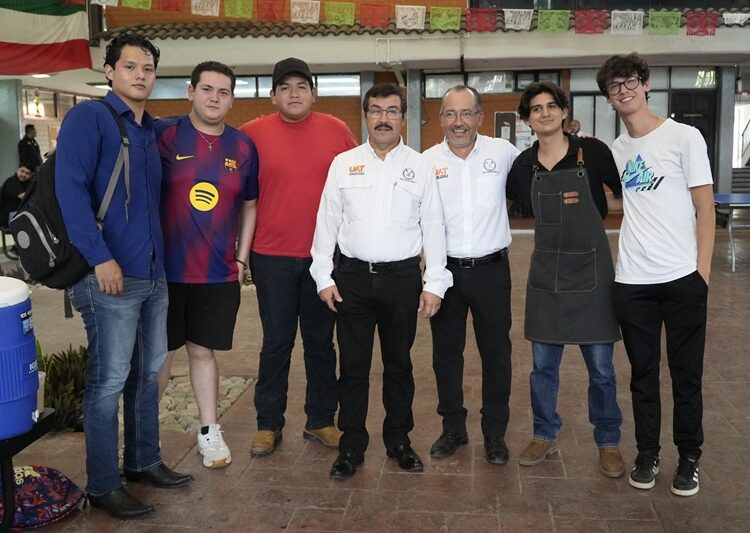 Rector y estudiantes de la UAT comparten jornada universitaria