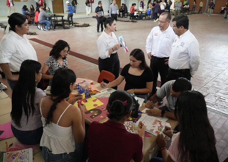 Rector y estudiantes de la UAT comparten jornada universitaria
