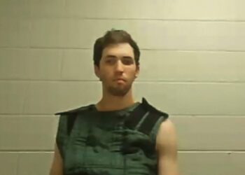 Mensajes revelan confesión del sospechoso en el asesinato de Charlie Kirk