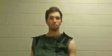 Mensajes revelan confesión del sospechoso en el asesinato de Charlie Kirk