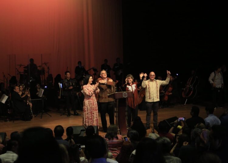 ¡Inaugura Américo el FICSM 2025!