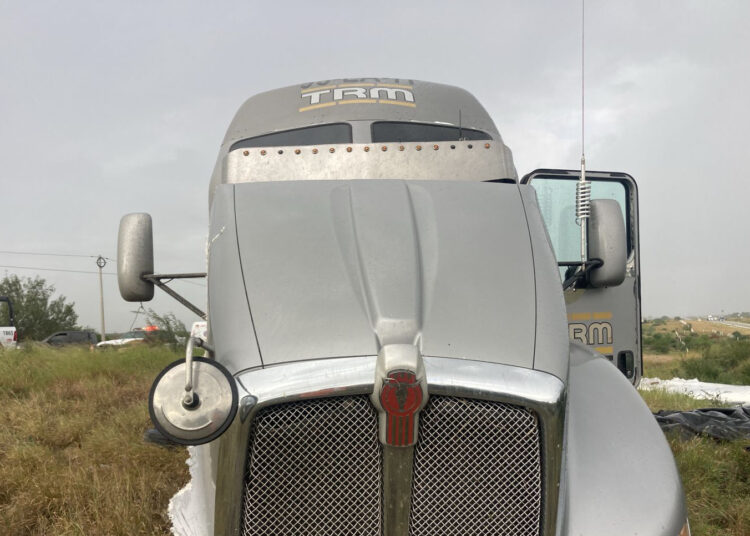 Exceso de velocidad e imprudencia, causas de accidente en la Monterrey-Nuevo Laredo