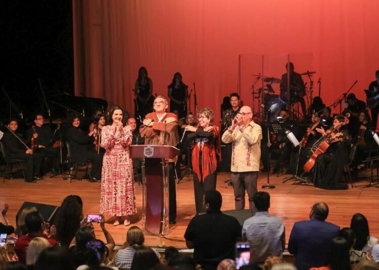 ¡Inaugura Américo el FICSM 2025!