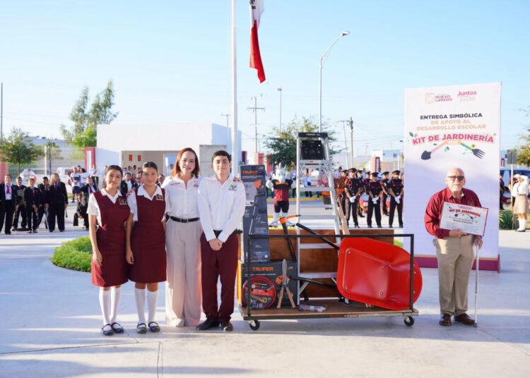 Con liderazgo educativo, Carmen Lilia marca la diferencia con apoyos escolares