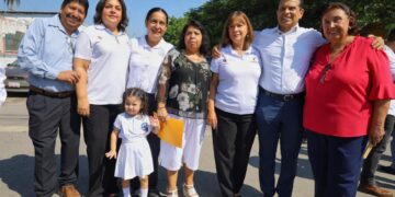 Para seguridad de alumnos, intensifica Victoria bacheo en ruta escolar