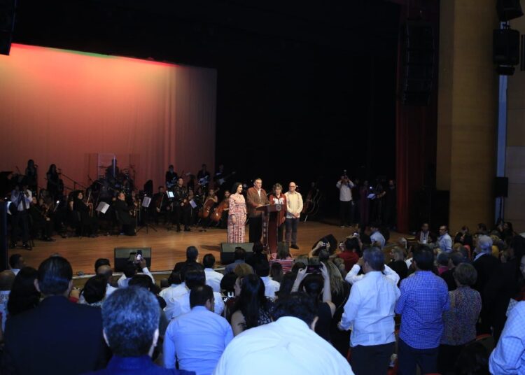 ¡Inaugura Américo el FICSM 2025!