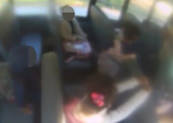 Acusan a padre por decir a su hija que golpeara a otra niña en Missouri