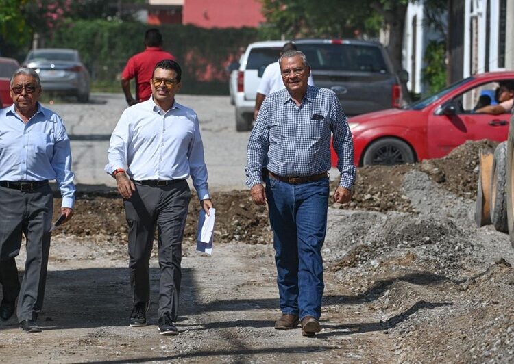 Agradecen vecinos pavimentación en la Cuauhtémoc