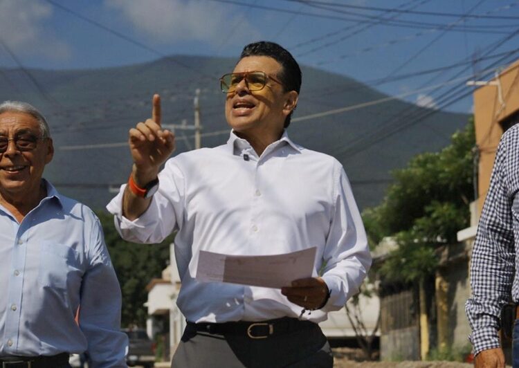 Agradecen vecinos pavimentación en la Cuauhtémoc