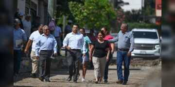 Agradecen vecinos pavimentación en la Cuauhtémoc