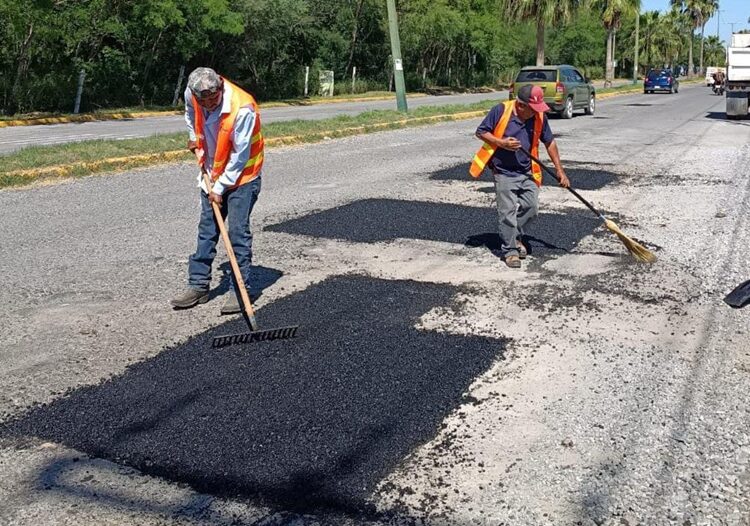 Atiende plan emergente de bacheo calles del centro de Victoria